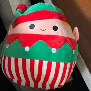elf squishmellow